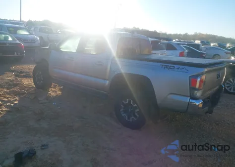 2022 Toyota Tacoma Trd Off Road из США, поврежденный, VIN 3TMCZ5AN8NM462904